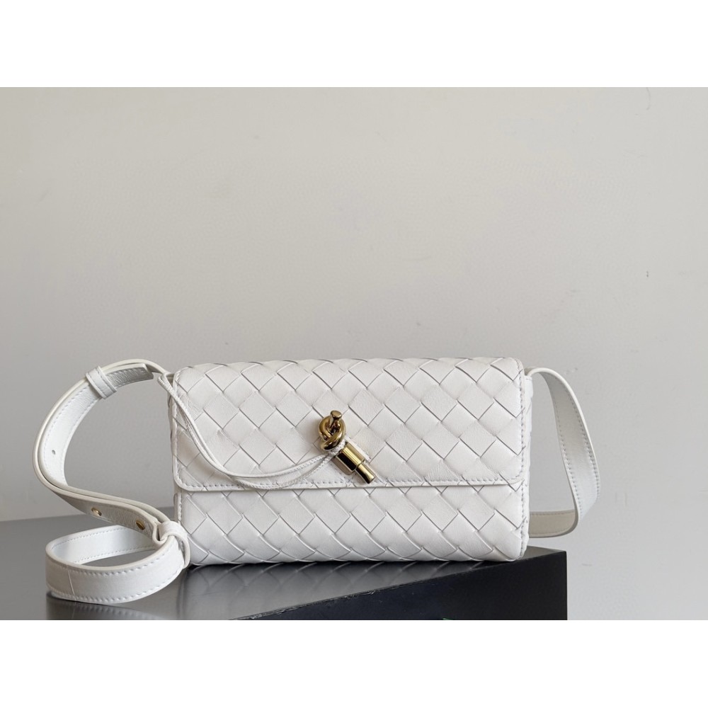 Bvbag-141 BV レディースバッグ サイズ  21.5x13x4.5cm