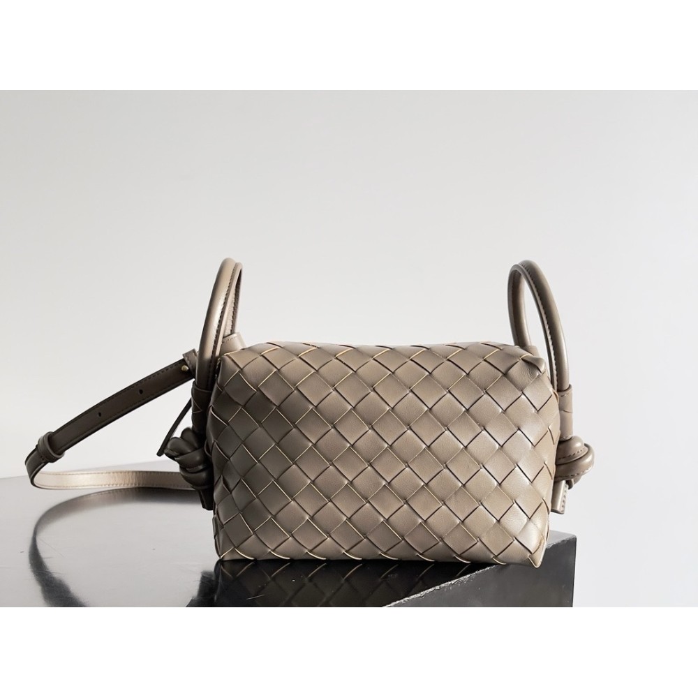 Bvbag-189 BV レディースバッグ サイズ  19x12x9cm