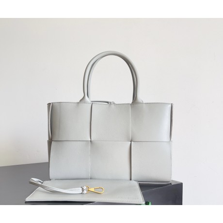 Bvbag-211 BV レディースバッグ サイズ  30X20x11.5cm