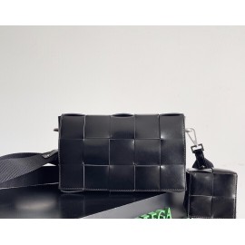 Bvmanbag-010 BV メンズバッグ サイズ  :   26x16x6.5cm