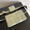 Bvmanbag-011 BV メンズバッグ サイズ  :   26x16x6.5cm