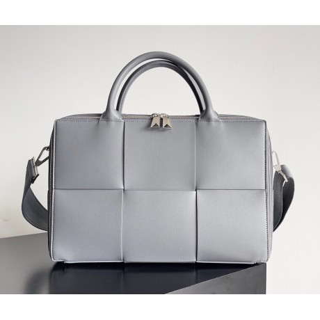 Bvmanbag-027 BV メンズバッグ サイズ  :   36x24x7.5cm