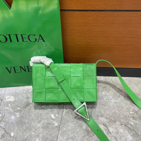 Bvmanbag-046 BV メンズバッグ サイズ  :   23x15x5cm