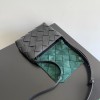 Bvmanbag-081 BV メンズバッグ サイズ  :   22.5x16.5x5.5cm