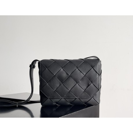 Bvmanbag-083 BV メンズバッグ サイズ  :   22.5x16.5x5.5cm