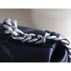 【新登場】CHANEL 19Bag ミッドサイズハンドバッグ アップグレードバージョン ブラックシルバークラス - 三色チェーンで彩るエレガンス