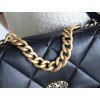 【新登場】CHANEL 19Bag ミッドサイズハンドバッグ アップグレードバージョン ブラックゴールドクラス - 三色金色チェーンで輝くエレガンス