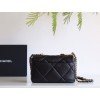 【新登場】CHANEL 19Bag スモールサイズハンドバッグ アップグレードバージョン ブラック＆ゴールド - 三色金色チェーンで輝く女神エレガンス​