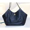 2025NEW-002 CHANEL 25s春夏ランウェイ トートバッグ：レトロゴールドと大格子で輝くラグジュアリー​ 31×26×11 cm 