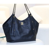 2025NEW-002 CHANEL 25s春夏ランウェイ トートバッグ:レトロゴールドと大格子で輝くラグジュアリー 31×26×11 cm