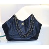 2025NEW-002 CHANEL 25s春夏ランウェイ トートバッグ：レトロゴールドと大格子で輝くラグジュアリー​ 31×26×11 cm 