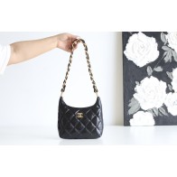 2025NEW-040 シャネル 24A 太チェーンホボアームバッグ:オイルラックス小羊革のノン chalant な美 22.5x19.5x8.5cm