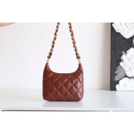 2025NEW-042 シャネル 24A 太チェーンホボアームバッグ:オイルラックス小羊革の恋に落ちるような美しさ 22.5x19.5x8.5cm