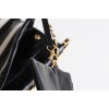【24s 新作】Chanel 22Bag カスタムカラー ホワイト / ブラック アンティバ原廠革 | 白黒パンダ配色 クラシックトレンドバッグ 35×37×7 cm