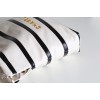 Chanel 24s カスタムカラー 22Bag ホワイト / ブラック - クラシック × トレンドのバイカラーバッグ 35×37×7 cm