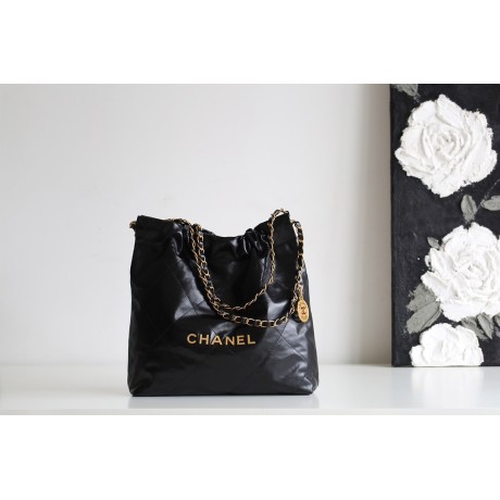 【No°22 香水 100 周年記念】Chanel 22 バッグ ゴミ袋デザイン - モンテベロ油蝋牛革 × 完璧なバランス 35×37×7cm