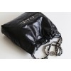 【No°22 香水 100 周年記念】Chanel 22 バッグ ゴミ袋デザイン - モンテベロ油蝋牛革 × 現代的美貌 35×37×7cm