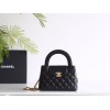 【CHANEL】23K ケリー ハンドルバッグ ブラック ラージサイズ / 24P ケリー トートバッグ 新色入荷15×19×9 cm
