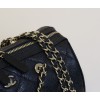 Chanel 25P Mini ボウリングバッグ｜クラシックと革新の融合、丸型デザインと 18K 薄金で魅せるファッションアイテム​ 11.7×18.7×11 cm
