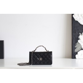 【Chanel 秋冬限定】水鑽オルガン WOC シリーズ - 高級感と実用性の究極融合​ 11×16.7×4 cm