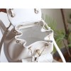 【24P 春夏限定】シャネル Duma ダブルショルダーバッグ ホワイト S サイズ スクラッチ加工小牛皮 16K ゴールドクランプ 万能エレガントバッグ 18×18.5×12cm