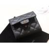 【シャネル】クラシック 3 つ折り財布｜キャビアレザー × ダブル C ロゴ ハイクオリティ実用派 11.5×10.5×3cm