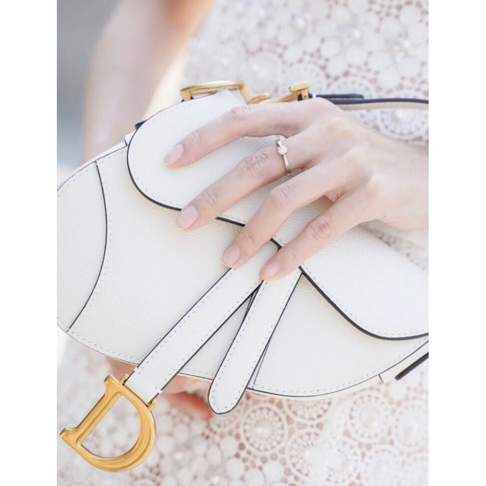 Dior バッグ ディオールバッグ Diorbag-075 サイズ  :   21 X 18 X 5cm