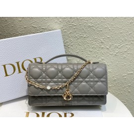 Dior バッグ ディオールバッグ Diorbag-099 サイズ  :   21 x 11 x 5cm