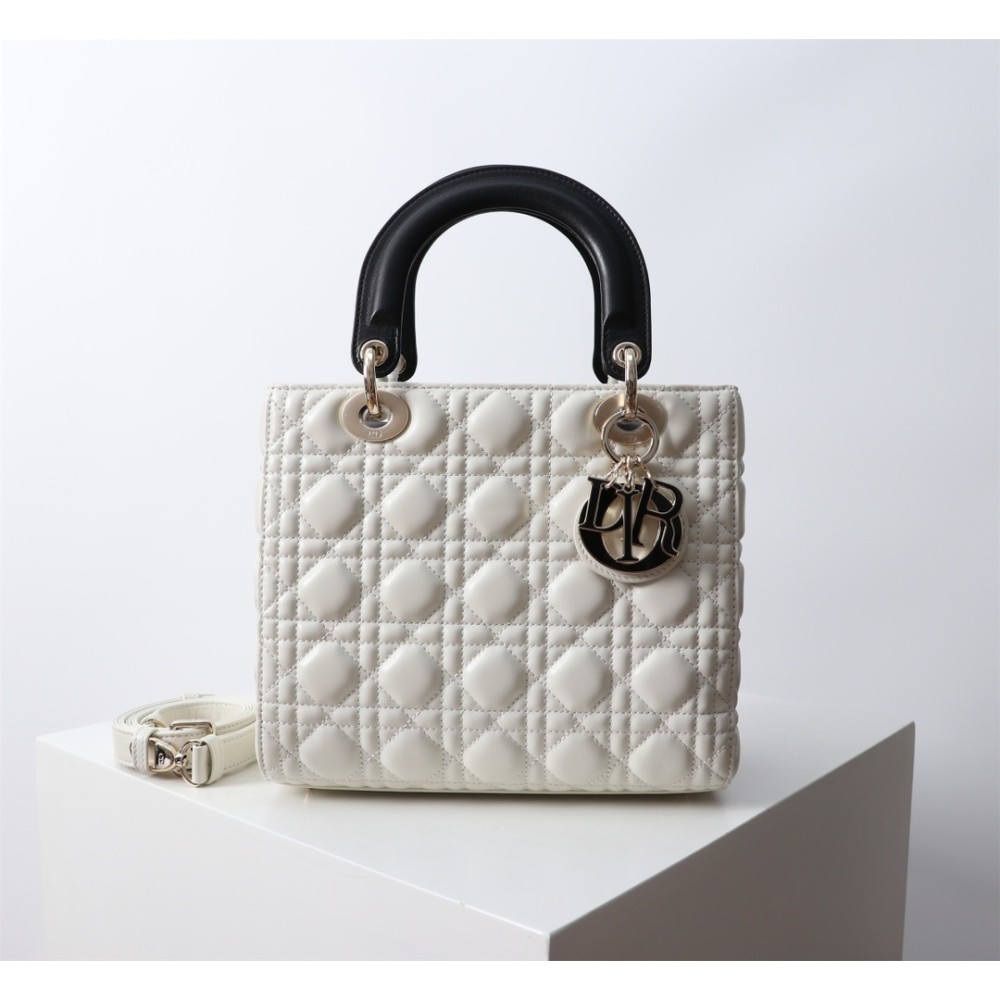 Dior バッグ ディオールバッグ Diorbag-148 サイズ  :   24 x 20 x 11cm