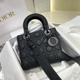 Dior バッグ ディオールバッグ Diorbag-154 サイズ  :   17 x 15 x 7cm