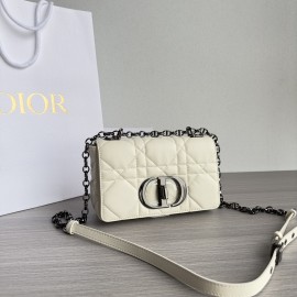 Dior バッグ ディオールバッグ Diorbag-194 サイズ  :   20x12x7CM