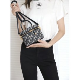 Dior バッグ ディオールバッグ Diorbag-203 サイズ  :   16 x 11 x 9.5 cm 