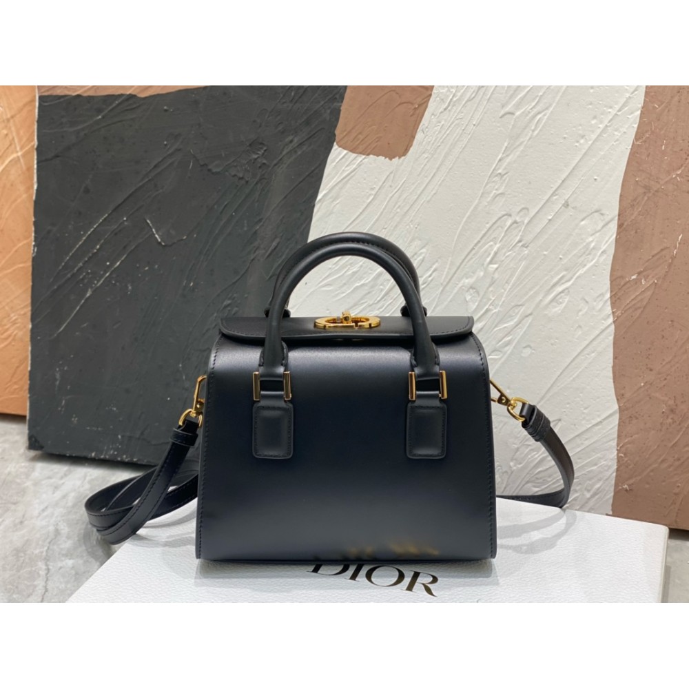 Dior バッグ ディオールバッグ Diorbag-205 サイズ  :   19 x 15 x 15cm