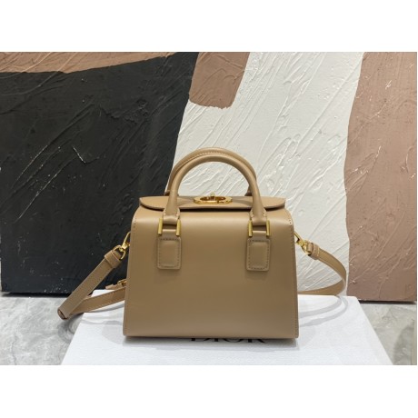Dior バッグ ディオールバッグ Diorbag-206 サイズ  :   19 x 15 x 15cm