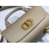 Dior バッグ ディオールバッグ Diorbag-207 サイズ  :   19 x 15 x 15cm