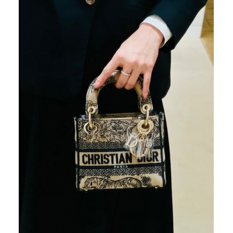 Dior バッグ ディオールバッグ Diorbag-210 サイズ  :   17cm