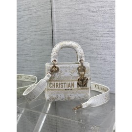 Dior バッグ ディオールバッグ Diorbag-211 サイズ  :   17cm