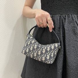 Dior バッグ ディオールバッグ Diorbag-236 サイズ  :   15 x 7 x 12cm