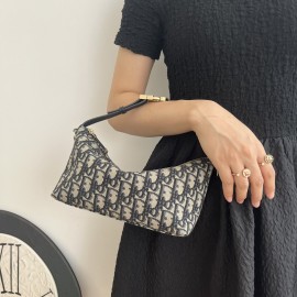 Dior バッグ ディオールバッグ Diorbag-237 サイズ  :   15 x 7 x 12cm