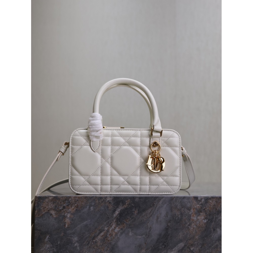 Dior バッグ ディオールバッグ Diorbag-277 サイズ  :   20 x 11.5 x 7 cm