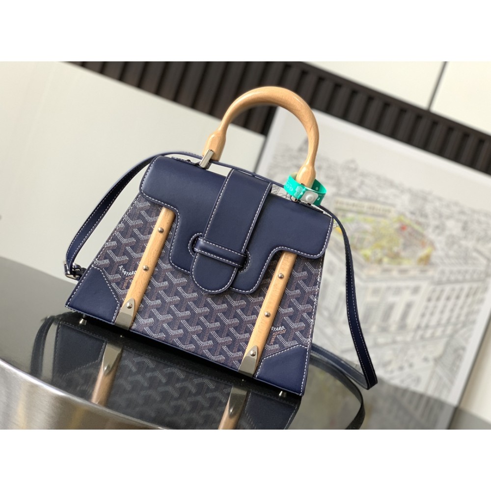 goyard-060 サイズ:  15 cm x 7.5 cm x 20 cm