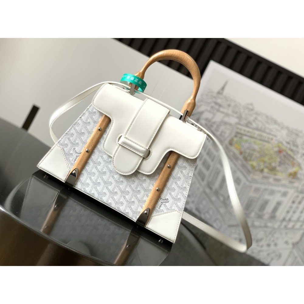 goyard-063 サイズ:  15 cm x 7.5 cm x 20 cm