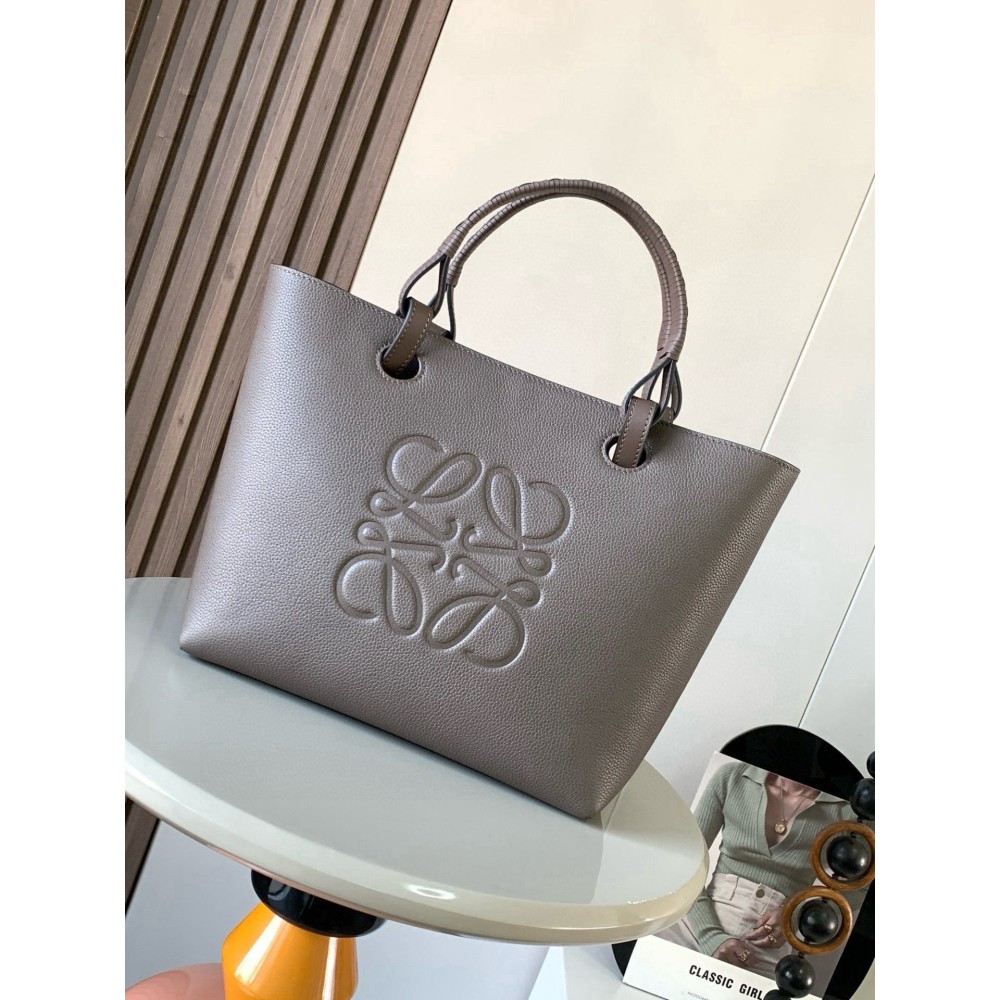loewe-004 サイズ:  29CM X 25CM X 14CM