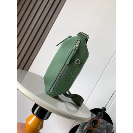 loewe-012 サイズ:  32.5cm X 9cm X 12.3cm