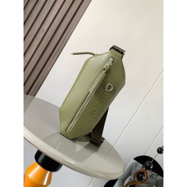 loewe-014 サイズ:  32.5cm X 9cm X 12.3cm