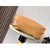 loewe-018 サイズ:  38cm X 29cm X 14cm