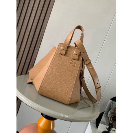 loewe-023 サイズ:  30cm X 25cm X 14cm