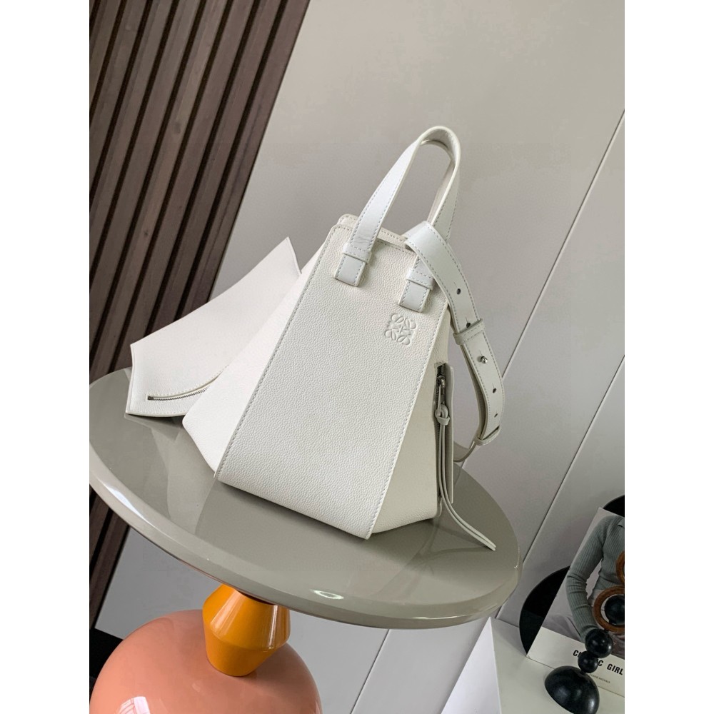 loewe-024 サイズ:  30cm X 25cm X 14cm