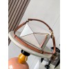 loewe-029 サイズ:  18 X 12.5 X 8CM