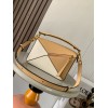 loewe-031 サイズ:  18 X 12.5 X 8CM